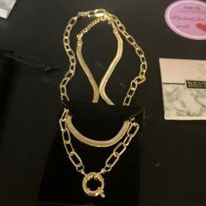 Yeezii Women's Gold Tone Layered Necklace OS NIB (J13)